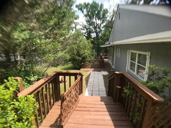 1963 Collins Landing Road, Tallahassee, FL 32310