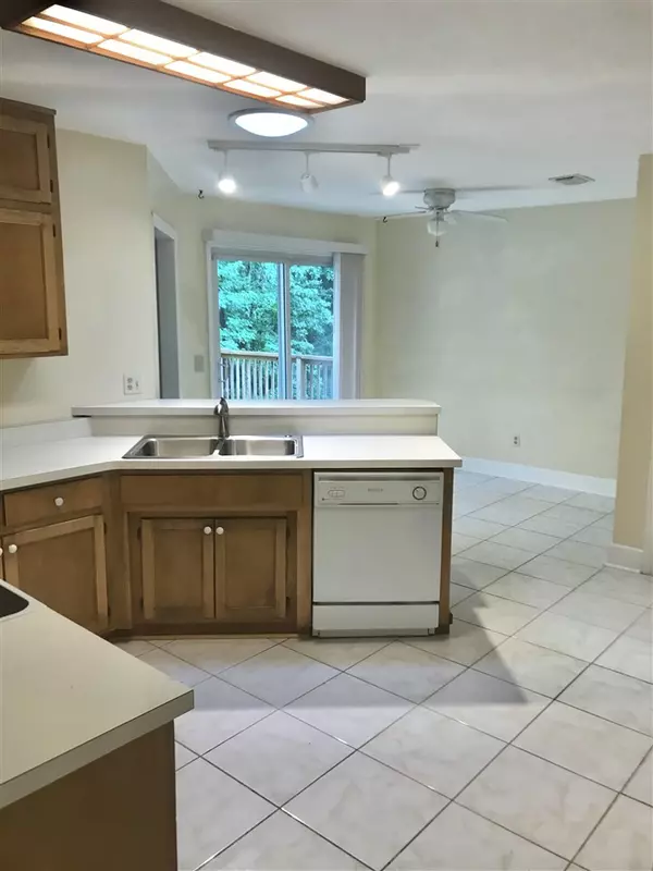 Tallahassee, FL 32312,3436 Cedarwood Trail