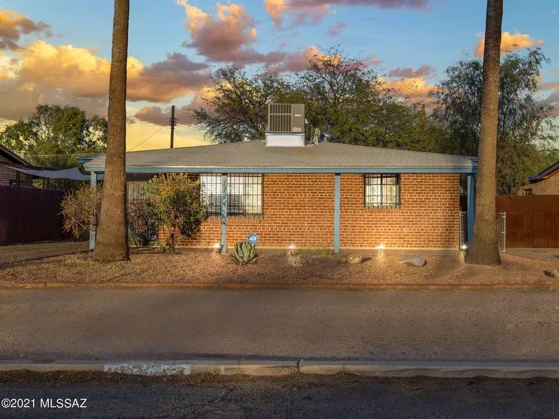 1144 N Arcadia Avenue, Tucson, AZ 85712