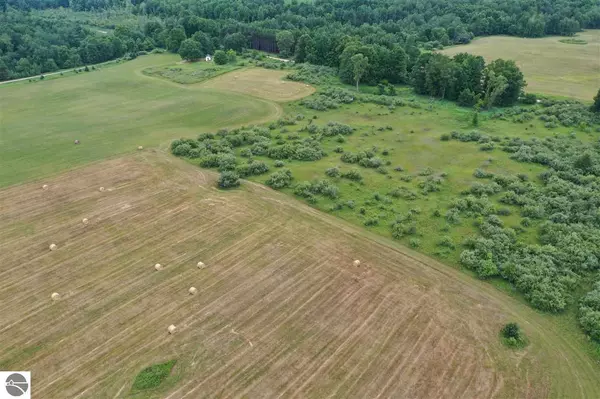 Lake, MI 48632,9740 N Rolland Road