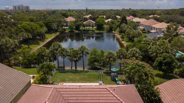 Palm Beach Gardens, FL 33410,103 Lone Pine LN