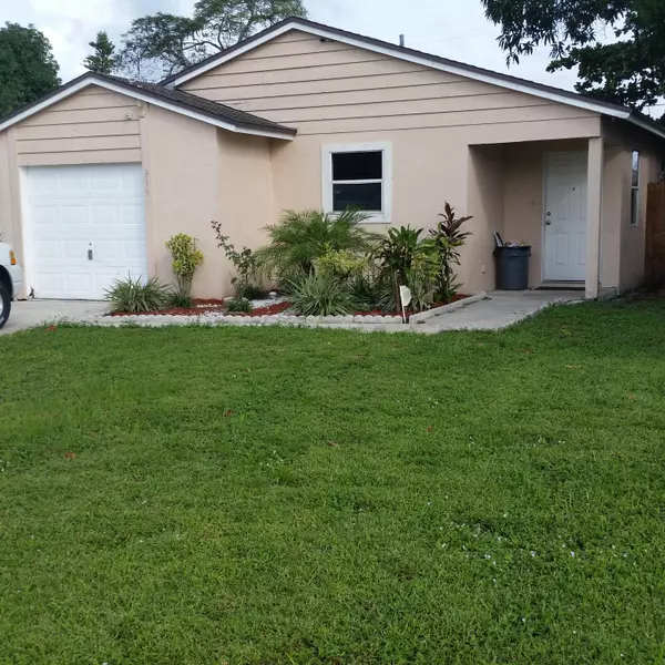 316 Fleming AVE, Greenacres, FL 33463