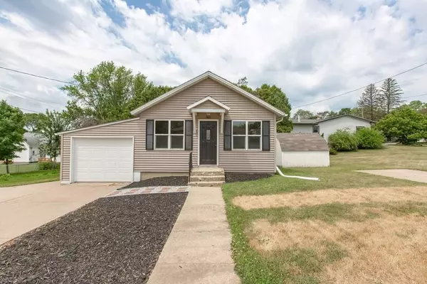 760 N Elm St, Platteville, WI 53818