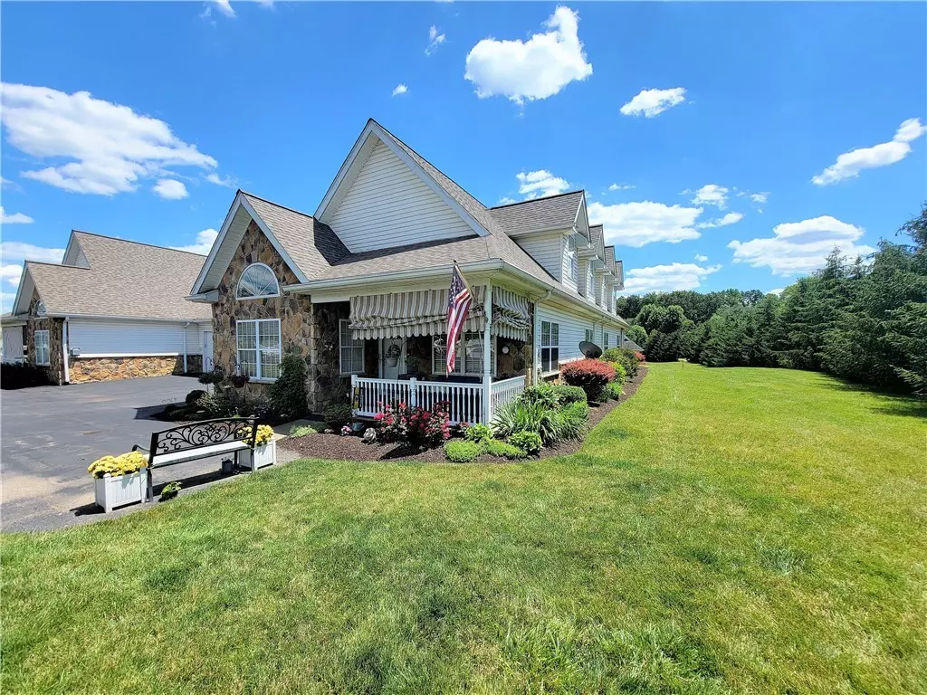 Gibsonia, PA 15044,112 Canter Ln