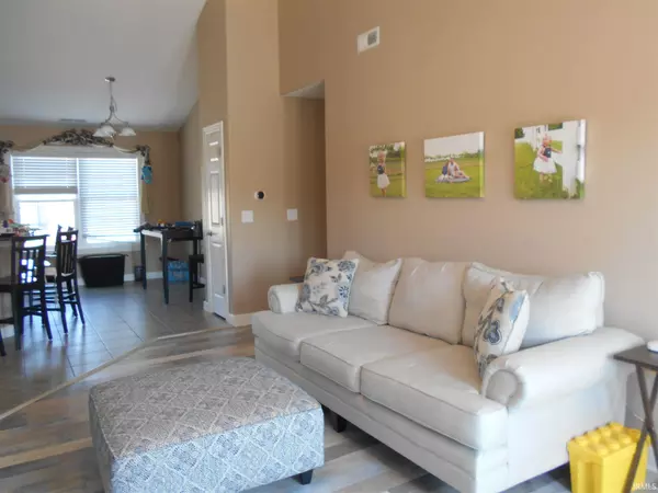 Monticello, IN 47960,12368 N Bridgeview Drive #5