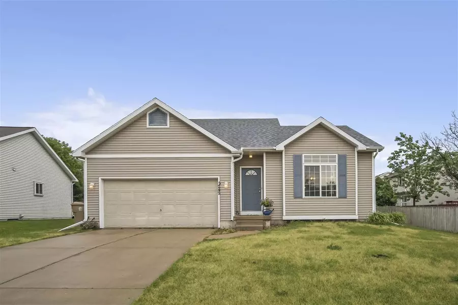 5242 Esker Dr, Madison, WI 53704