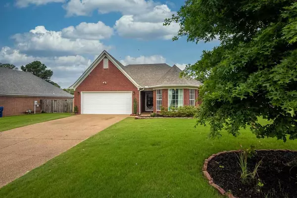 120 GARDEN VIEW DR, Oakland, TN 38060