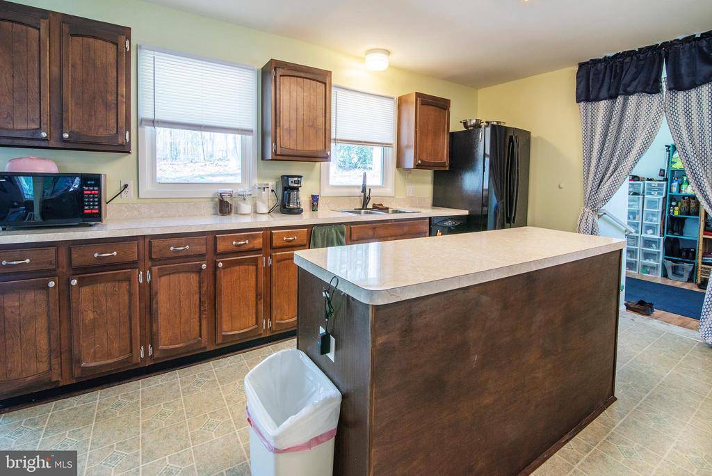 Fredericksburg, VA 22406,463 HARTWOOD RD