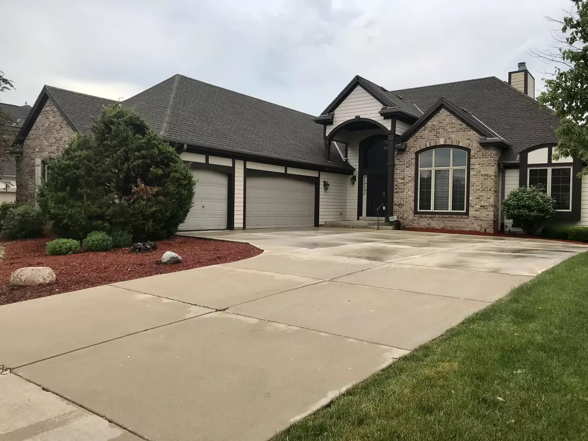 Menomonee Falls, WI 53051,W173N5328 Ravenwood Dr