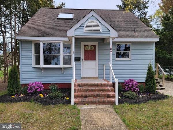 167 DIVISION ST, Manahawkin, NJ 08050