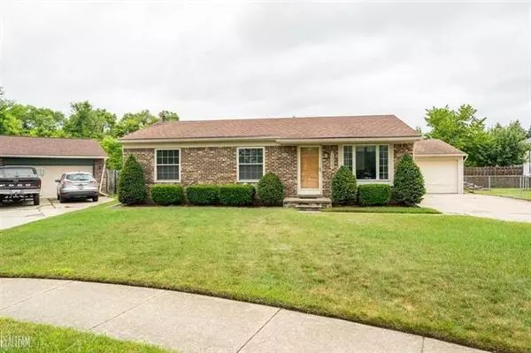 15637 COX, Clinton Township, MI 48038