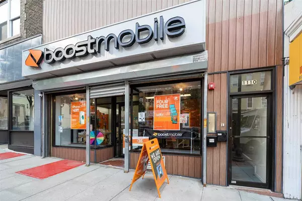 1110 SUMMIT AVE, Union City, NJ 07087