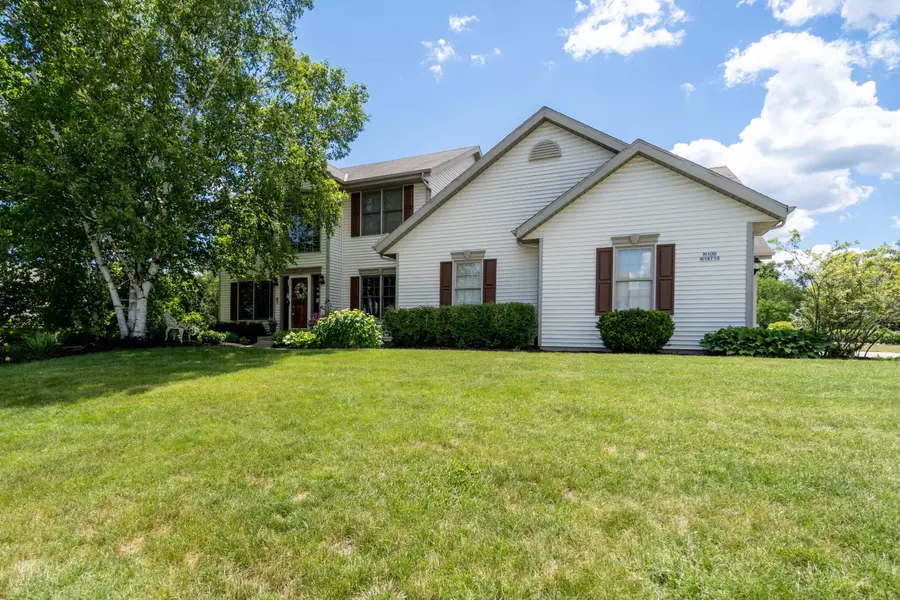 N100W14713 Ridgefield Rd, Germantown, WI 53022