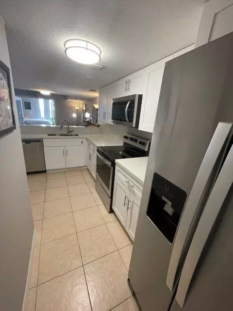 Miami, FL 33145,1650 Coral Way 708