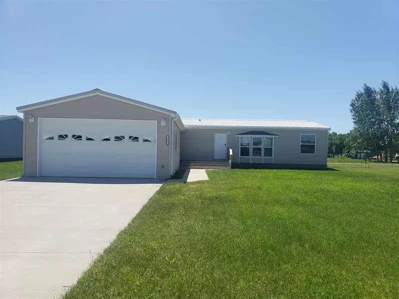 885 E 1 St #47.773930, -99.921517, Harvey, ND 58341