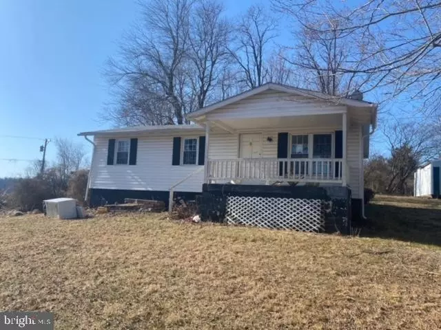 Sperryville, VA 22740,10 HOPEWELL LN