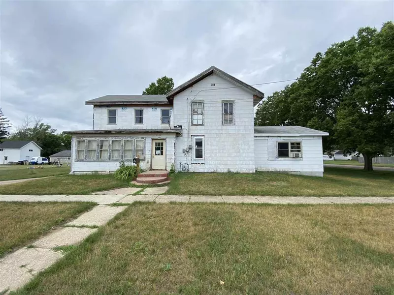 1301 W 3rd Ave, Brodhead, WI 53520