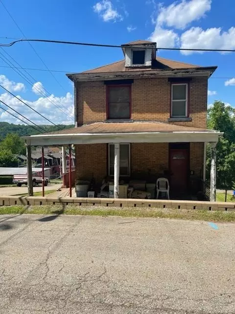 433 Marie St, Wall, PA 15148