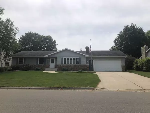 108 Kingston Way, Waunakee, WI 53597