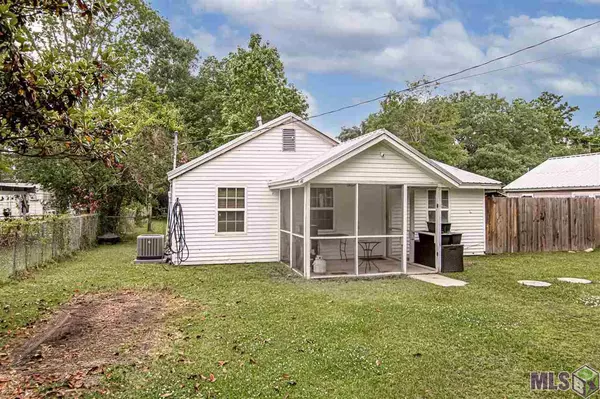 Denham Springs, LA 70726,205 PECAN