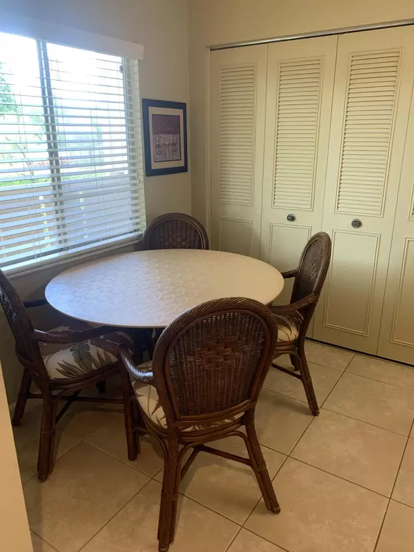 Delray Beach, FL 33446,6585 Kensington LN #202