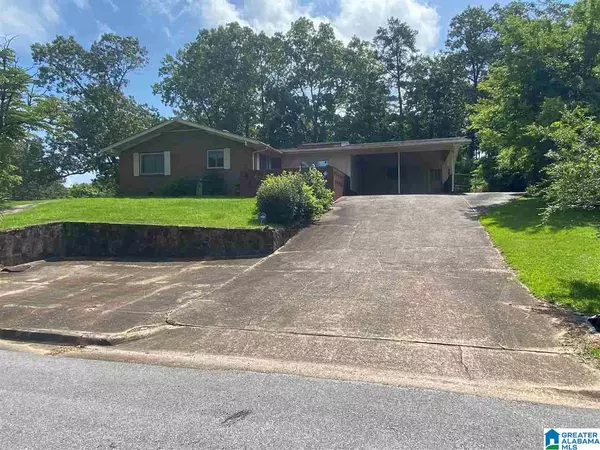 924 W TOMAHAWK TRAIL, Gadsden, AL 35903