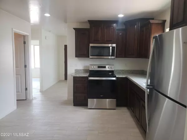 Rio Rico, AZ 85648,1175 Yesal Court #70