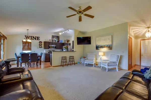 Sun Prairie, WI 53590,1305 Prairie Rose Dr