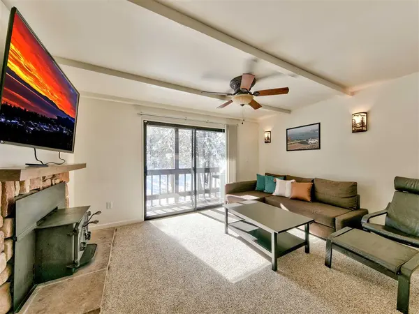 Truckee, CA 96161,19679 Boreal Ridge Road #8