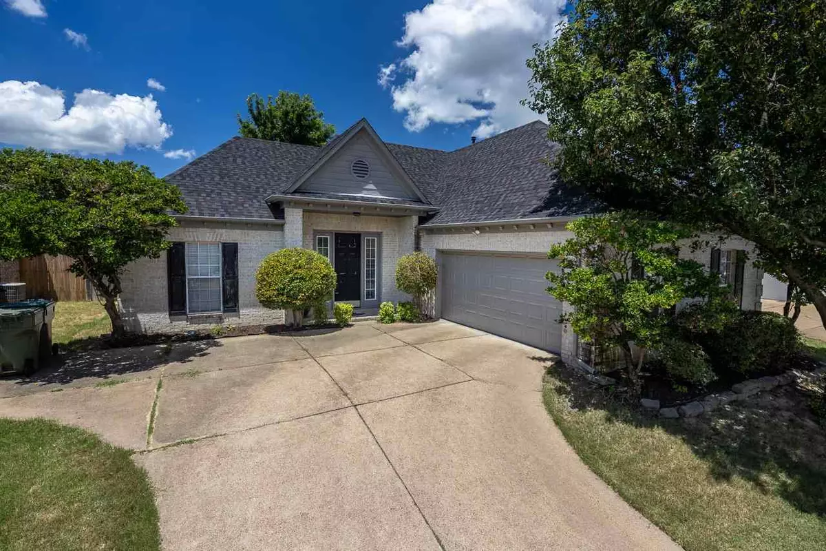 Memphis, TN 38018,959 W NESTING WOOD CIR