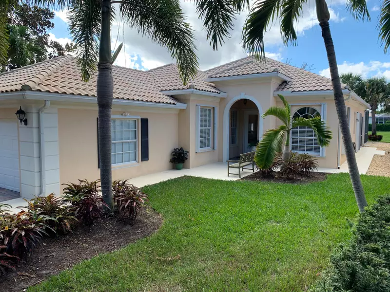 1307 Saint Lawrence DR, Palm Beach Gardens, FL 33410