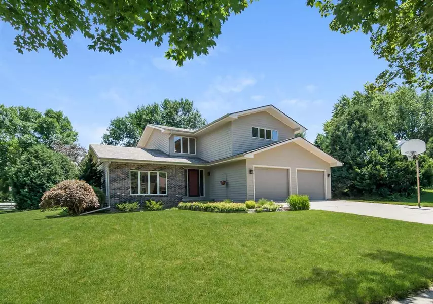 7603 W Hampstead Ct, Middleton, WI 53562