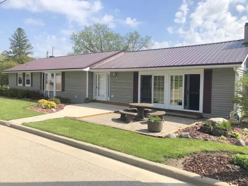 700 Blake St, Blanchardville, WI 53516