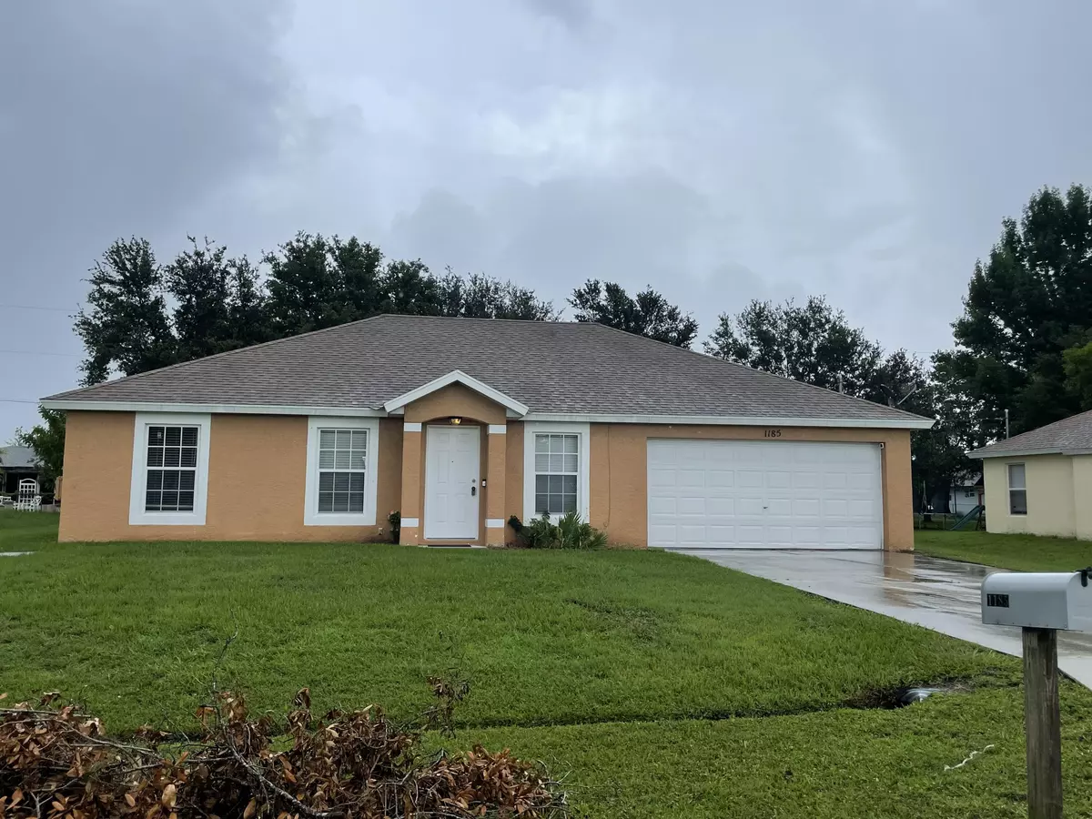 Saint Lucie West, FL 34983,1185 SE Puritan LN