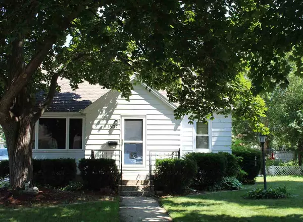 1507 Blaine Ave, Janesville, WI 53545