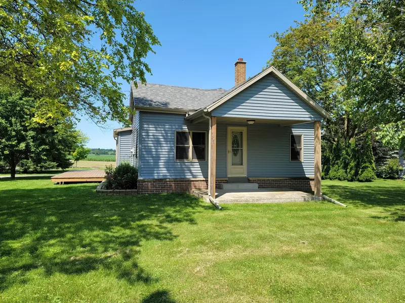 404 N Swift St, Glenbeulah, WI 53023