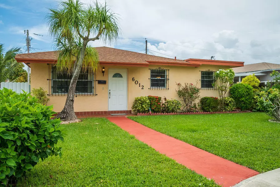 6012 Parker AVE, West Palm Beach, FL 33405