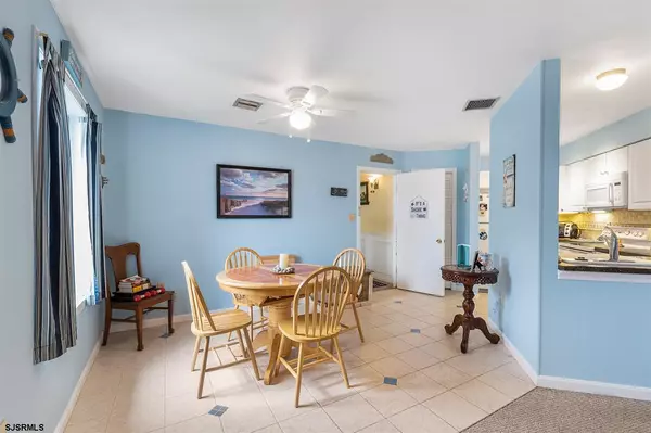 North Wildwood, NJ 08260,644 W Pine Ave #202