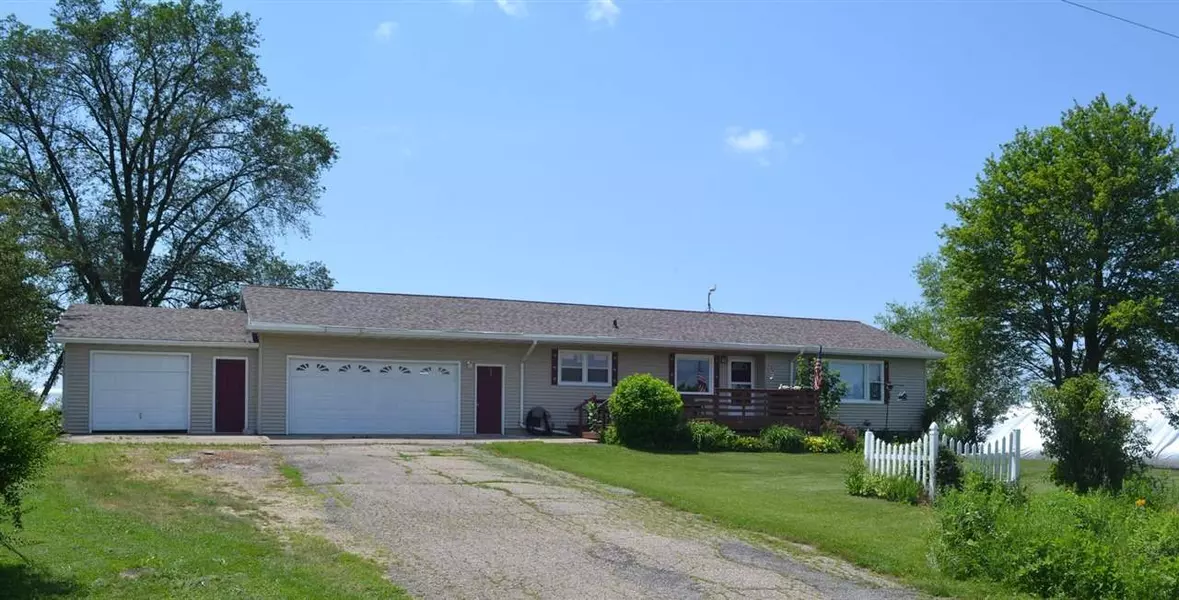 W8497 County Road G, Wonewoc, WI 53968