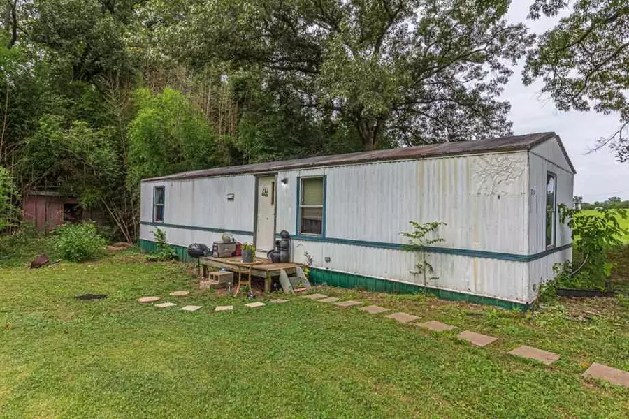 796 MASSEYVILLE MCNAIRY RD, Finger, TN 38334