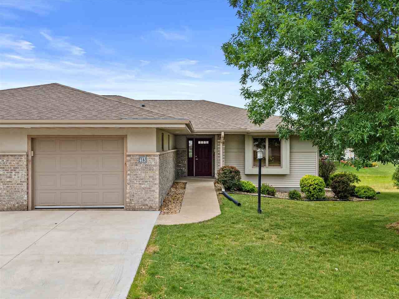 413 New Age Cir, Verona, WI 53593