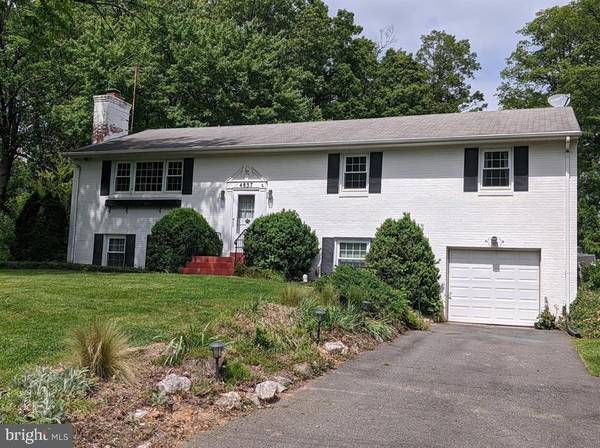 Annandale, VA 22003,4837 RANDOLPH DR