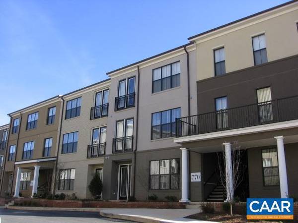 770 WALKER SQ SQ #2C, Charlottesville, VA 22903