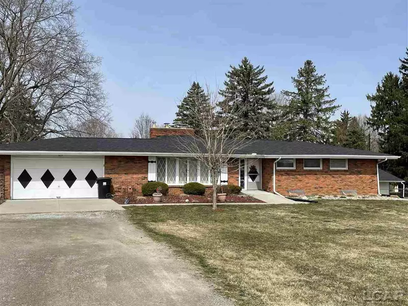 2618 N Adrian, Adrian, MI 49221