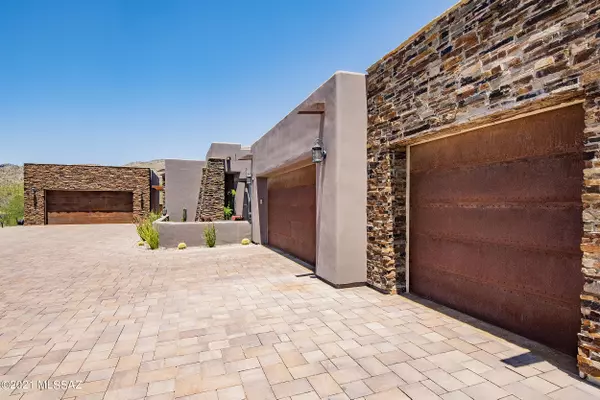 Oro Valley, AZ 85755,1066 W Tortolita Mountain Circle