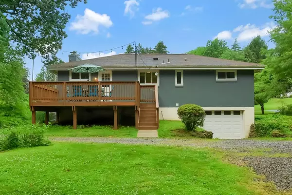 Gibsonia, PA 15044,334 Forestwood Drive