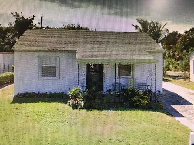 617 W W 3rd ST, Riviera Beach, FL 33404