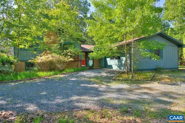 12 HIGHLAND RD RD, Palmyra, VA 22963