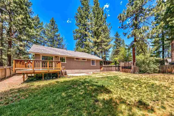 Truckee, CA 96161,10164 Laburnham Circle