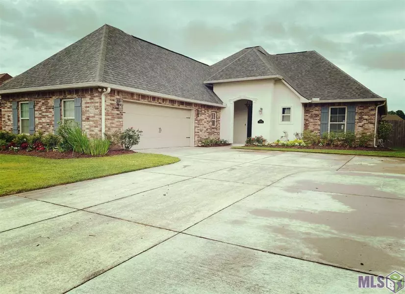 18034 OLD TRAIL DR, Prairieville, LA 70769